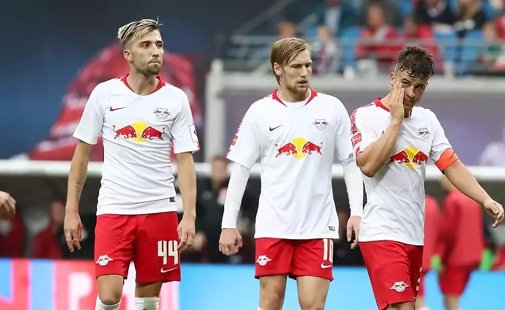  莱比锡红牛与拜仁慕尼黑争夺欧冠资格白热化  